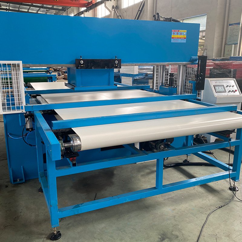 Four-Column Cutting Machine, Leather and Fabric Die-Cutting Machine, Fully Automatic Moving Head Cutting Machine, Facial Mask and Pearl Cotton Cutting Machine