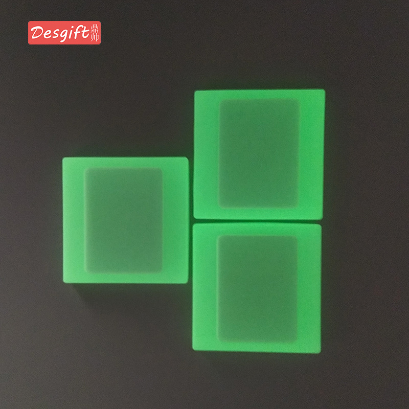 Silicone switch sticker luminous paste-Free Socket protective cover waterproof switch cover creative wall sticker household luminous transparent