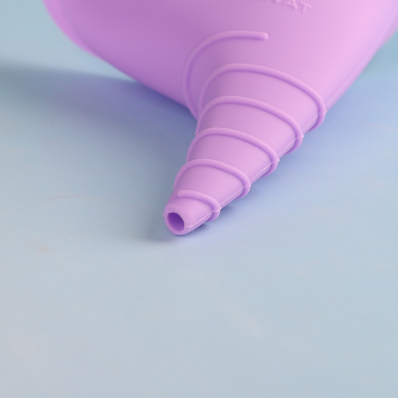 Cross-Border Hot-Selling New Portable Silicone Urinal for Women Outdoor Travel Emergency Foldable Vertical Urinal