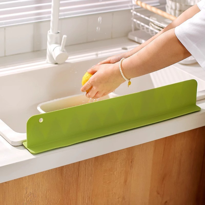 New Nordic Style Rectangular Heightened Water Barrier Multifunctional Kitchen Sink with Suction Cup Silicone Water Barrier Batch