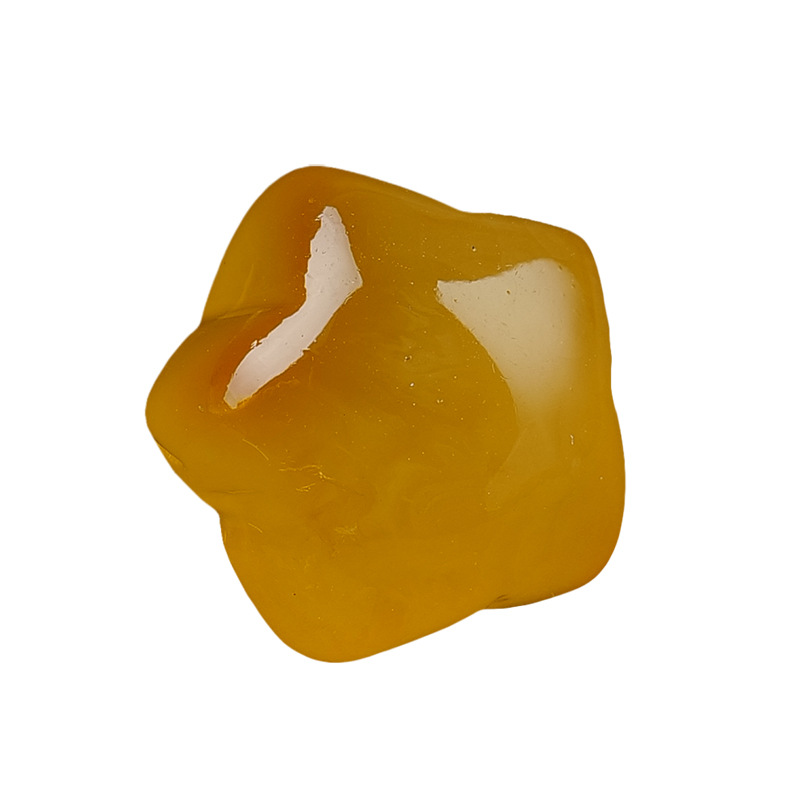 Wholesale Natural Russian Beeswax Four-Leaf Clover, Five-Pointed Star, Amber, Butterfly, Osmanthus High-Quality Accessories Genuine Pendant