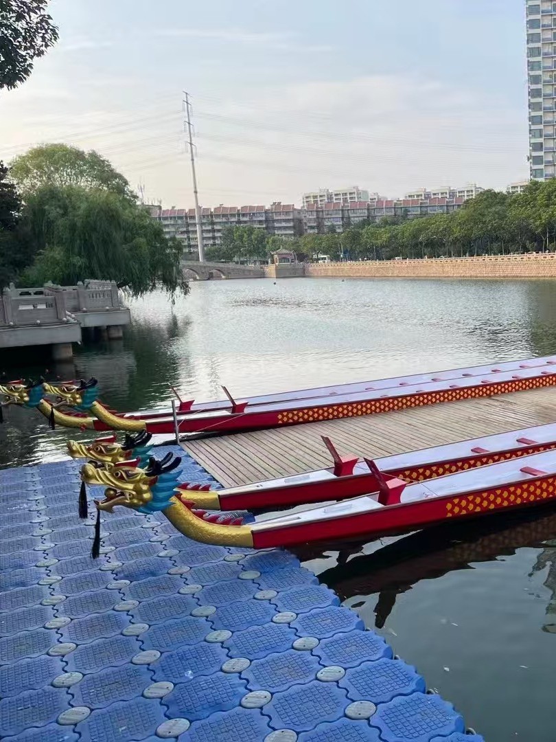 Dragon Boat Racing Fiberglass Boats for Dragon Boat Festival Competitions, Available in 22-Person/18-Person/12-Person Sizes, Specifically for Dragon Boat Races
