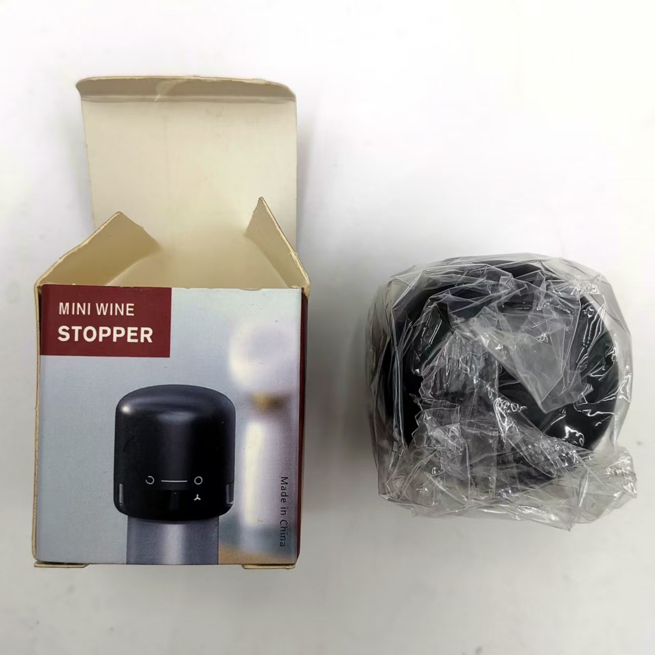 Cross-border rotating wine stopper bottle cap rotating mini creative sealing stopper black fresh-keeping stopper color boxed manufacturers