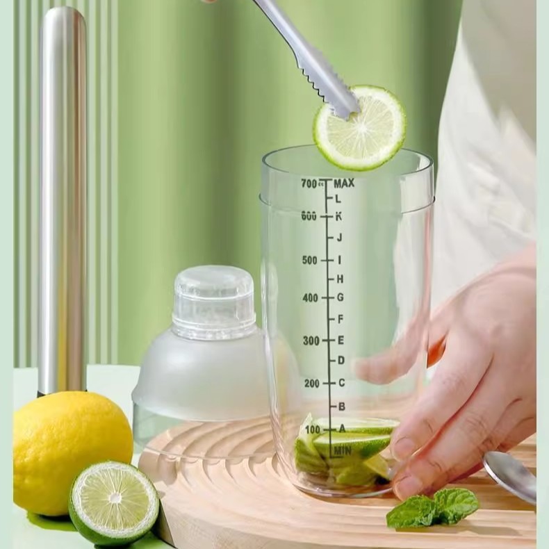 Shaker Cup Hand-Cranked Tool for Making Milk Tea Drinks, Hand-Made Lemon Tea Juice Stick, Mixer, Wine Shaker Measuring Cup
