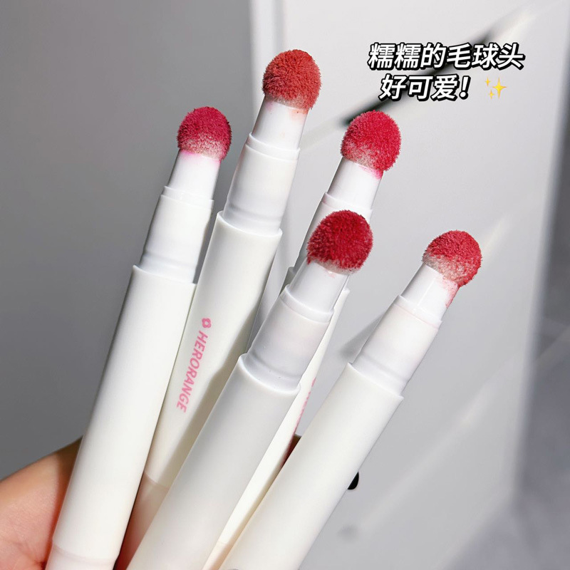 HERORANGE ~ милый воздух блеск для губ матовый воздушный подушечный губный крем губная пудра крем женский простой белый осень и зима кирпично-красный