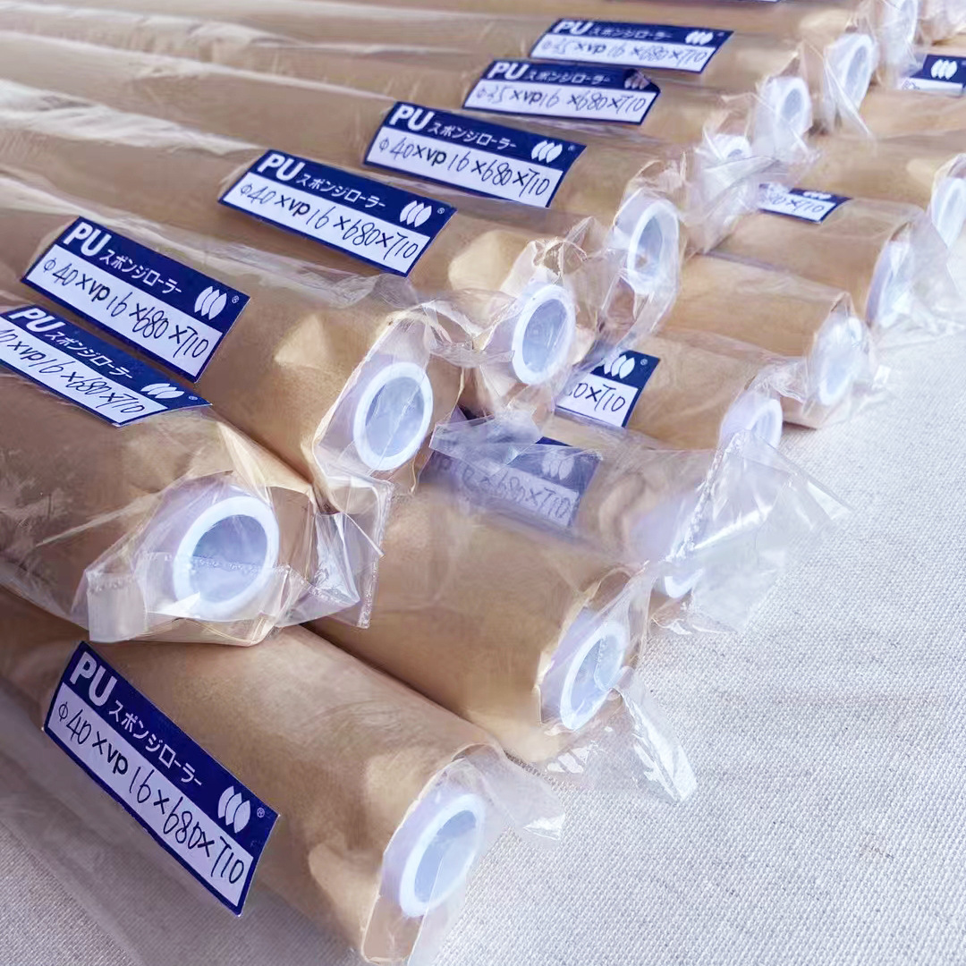 Glass cleaning sponge absorbent roller PVC sponge absorbent roller PP sponge absorbent rod with shaft sponge absorbent roller