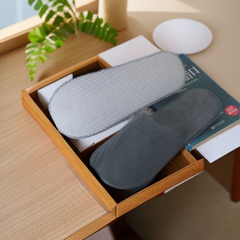 Disposable slippers hotel hospitality guests home travel thickened non-slip hotel home stay wholesale 100 pairs