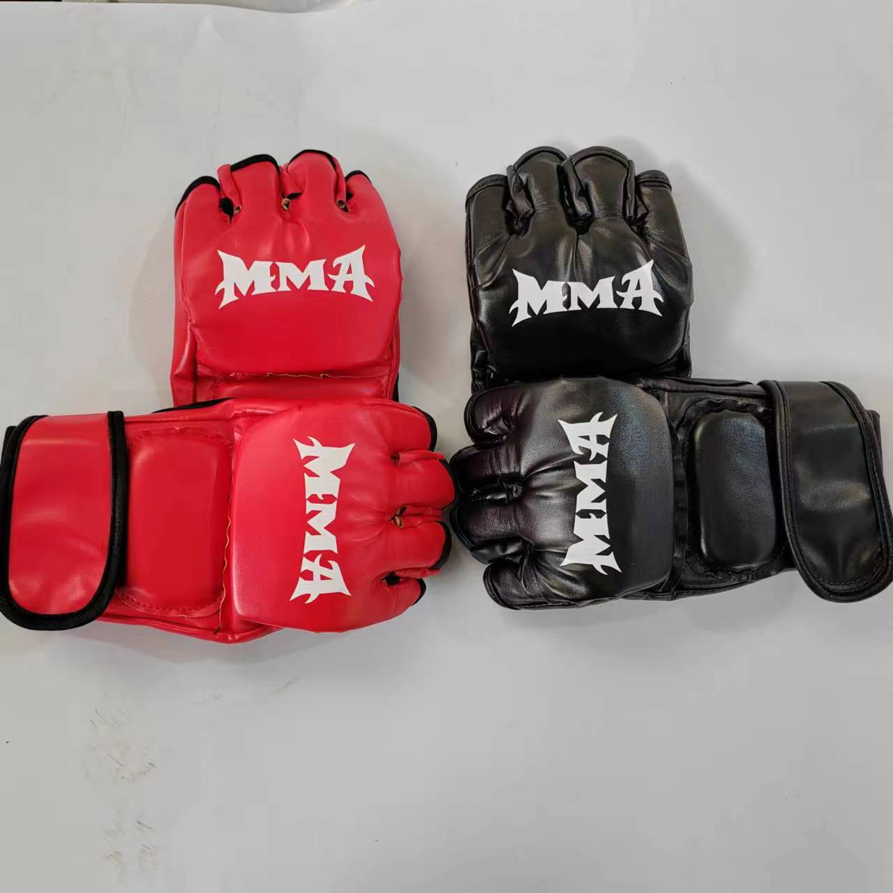 Adult Half-Finger Boxing Gloves, Sanda Muay Thai Gloves, Fighting Gloves for Men and Women, Adult Punching Bag Gloves, Trendy