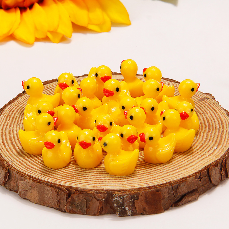 Little Yellow Duck Resin DIY Ornaments Accessories Handmade Resin Accessories Landscape Jewelry Hairpin Hair Hoop Pendant Bracelet
