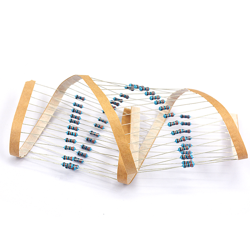 3Yv54Tf11/4W Металлический пленочный резистор 1% Пятицветное кольцо 6.2 62 620 6.8K 68 680 Ом 75 75