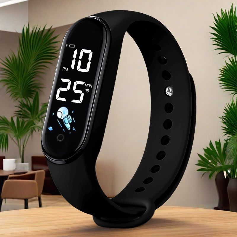 New Cross-Border Foreign Trade Led Watch Electronic Watch Oval Astronaut 1 Digital Couple Student Fashion Bracelet in Stock