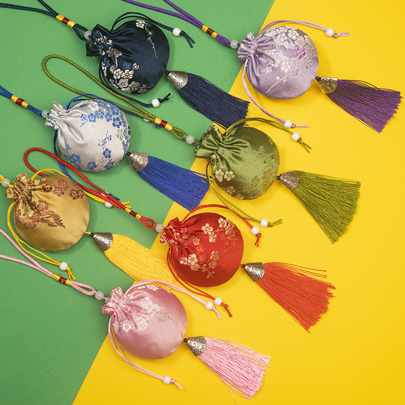 Dragon Boat Festival sachet bag Wormwood sachet bag Car pendant carry-on purse antique plum blossom brocade embroidery empty bag