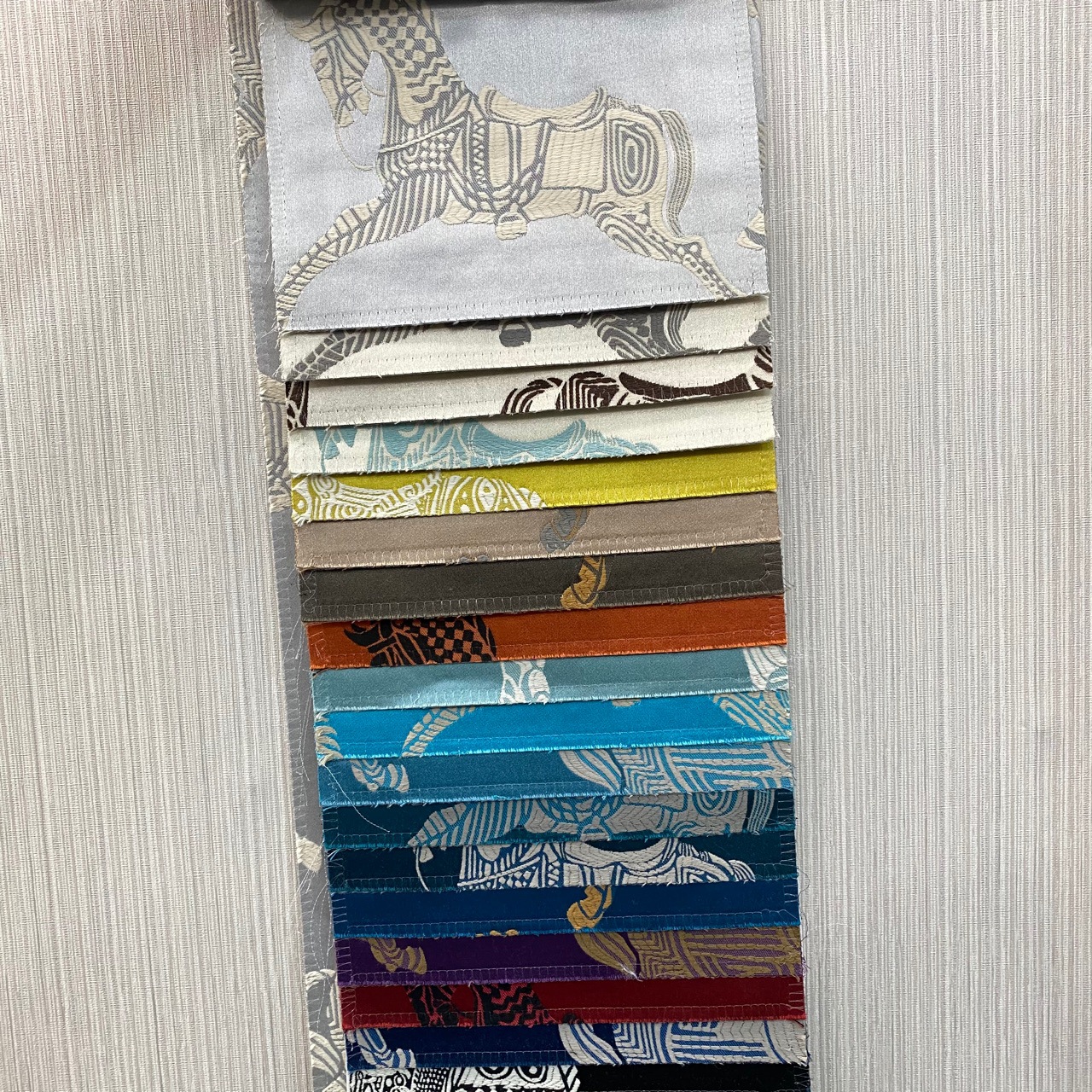 Door Width 140cm Horse Pattern Animal Pattern Imitation Silk Jacquard Floral Cloth Model Room Pillow Cloth Soft Cloth