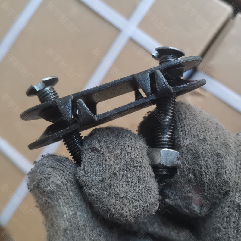 Mine repair conveyor belt belt belt clip plate buckle shell Buckle Head accessories integrated double wire with nails