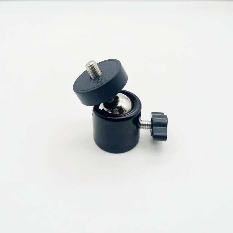 Universal spherical head