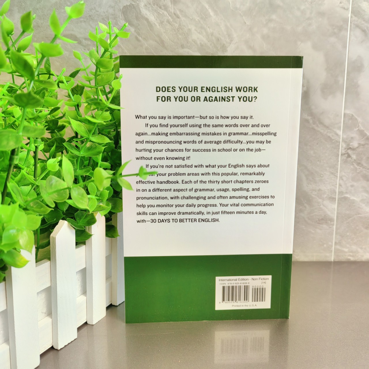 Thirty Days to Better English Lewis English Edition