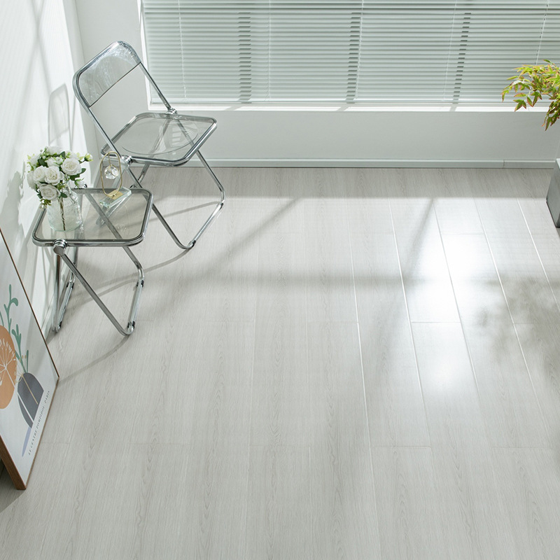 12mm Home Improvement Laminate Flooring E1 Grade Environmentally Friendly Lock Wear-Resistant Washed White Core Household Composite Wood Flooring