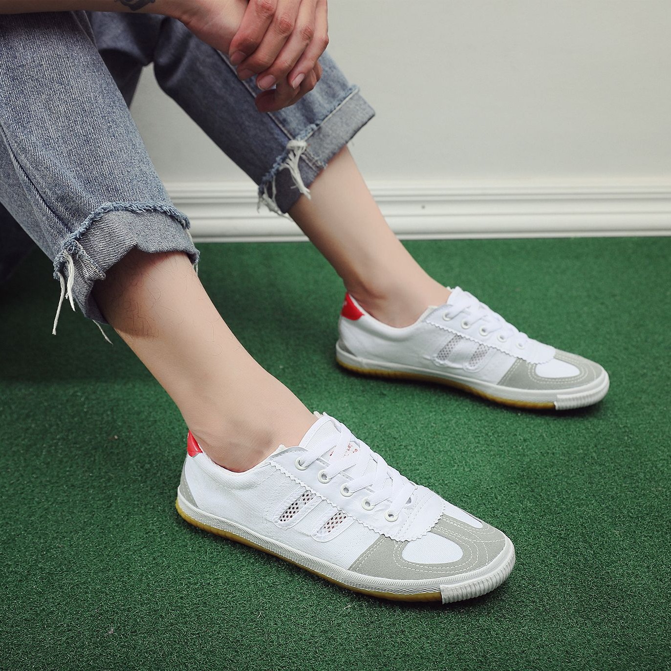 New white training volleyball shoes sports competition soft bottom breathable canvas training shoes martial arts shoes a generation of hair