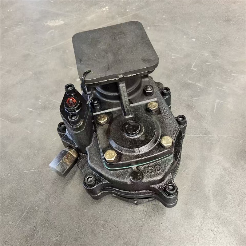 Suitable for Sinotruk Hw70 Direct Coupling Power Take-Off Assembly (Right Offset) Az970029000056