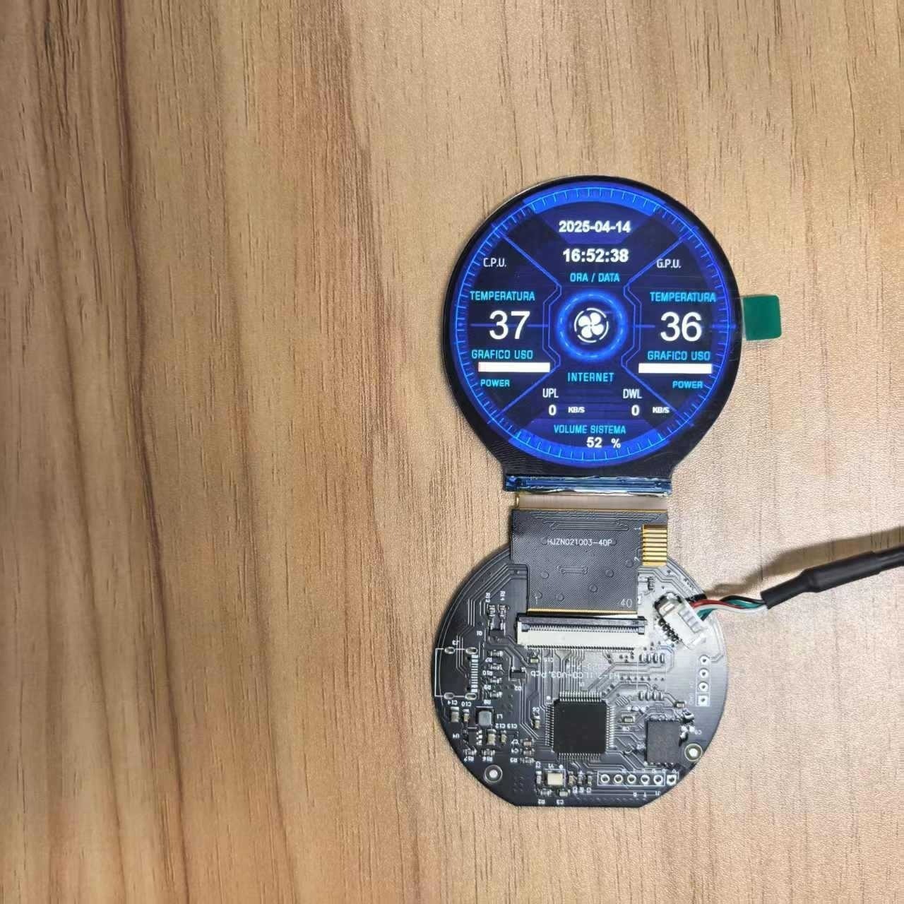 2.1inch Round Secondary Screen + Board Smart Display Chassis Temperature Time Free DIY Overseas Computer Secondary Screen Explosion