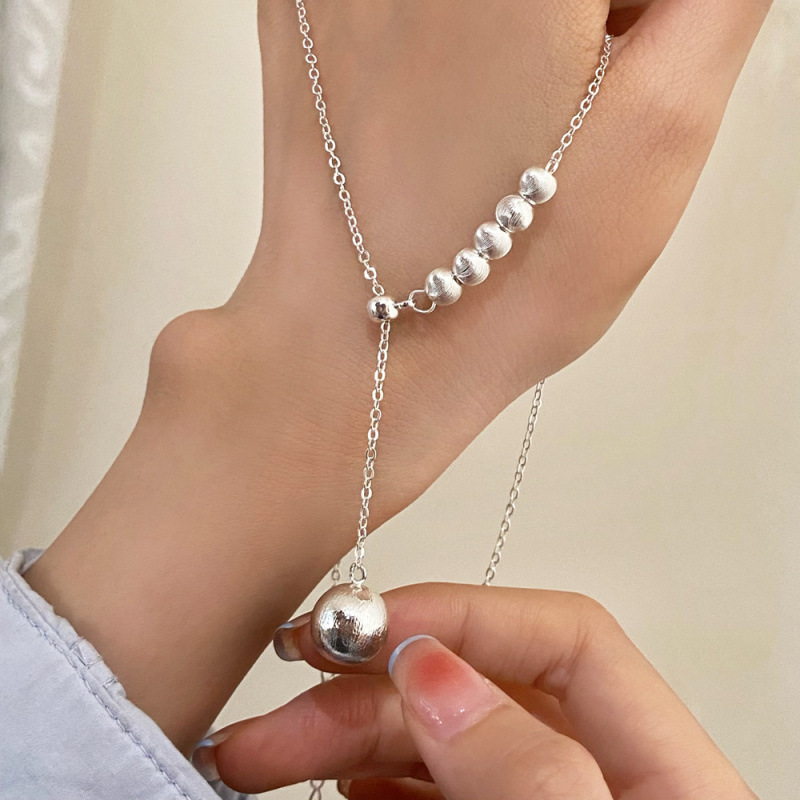 Elegant, Simple and High-End Cat's Eye Copper Bead Pendant Clavicle Chain Niche Design Fashionable Commuting Daily Necklace