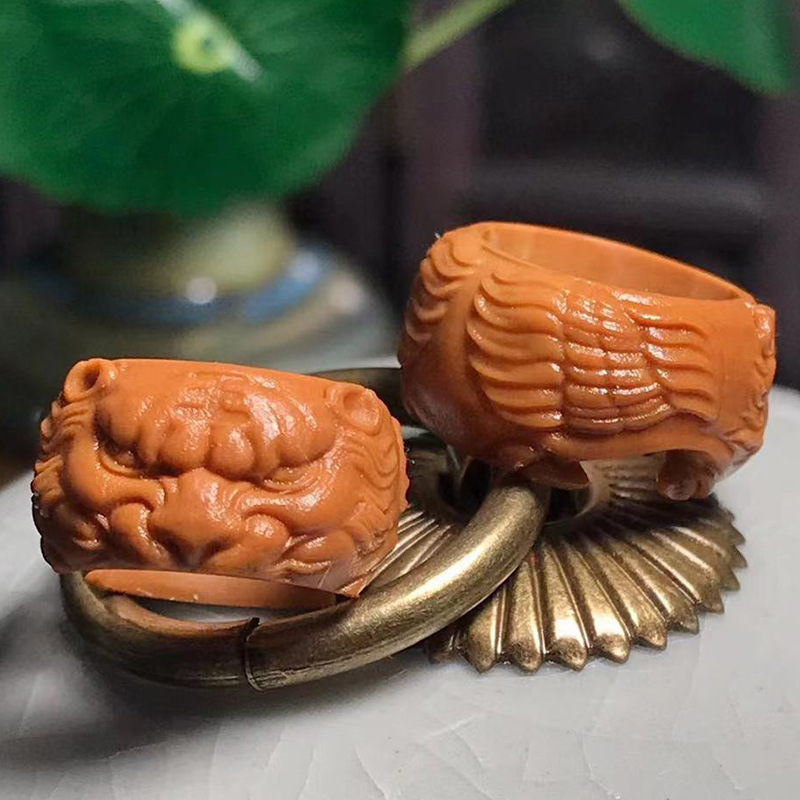 Suzhou handmade nuclear carving smooth running ring feather pattern ruyi running ring olive core accessories text play small handle in stock