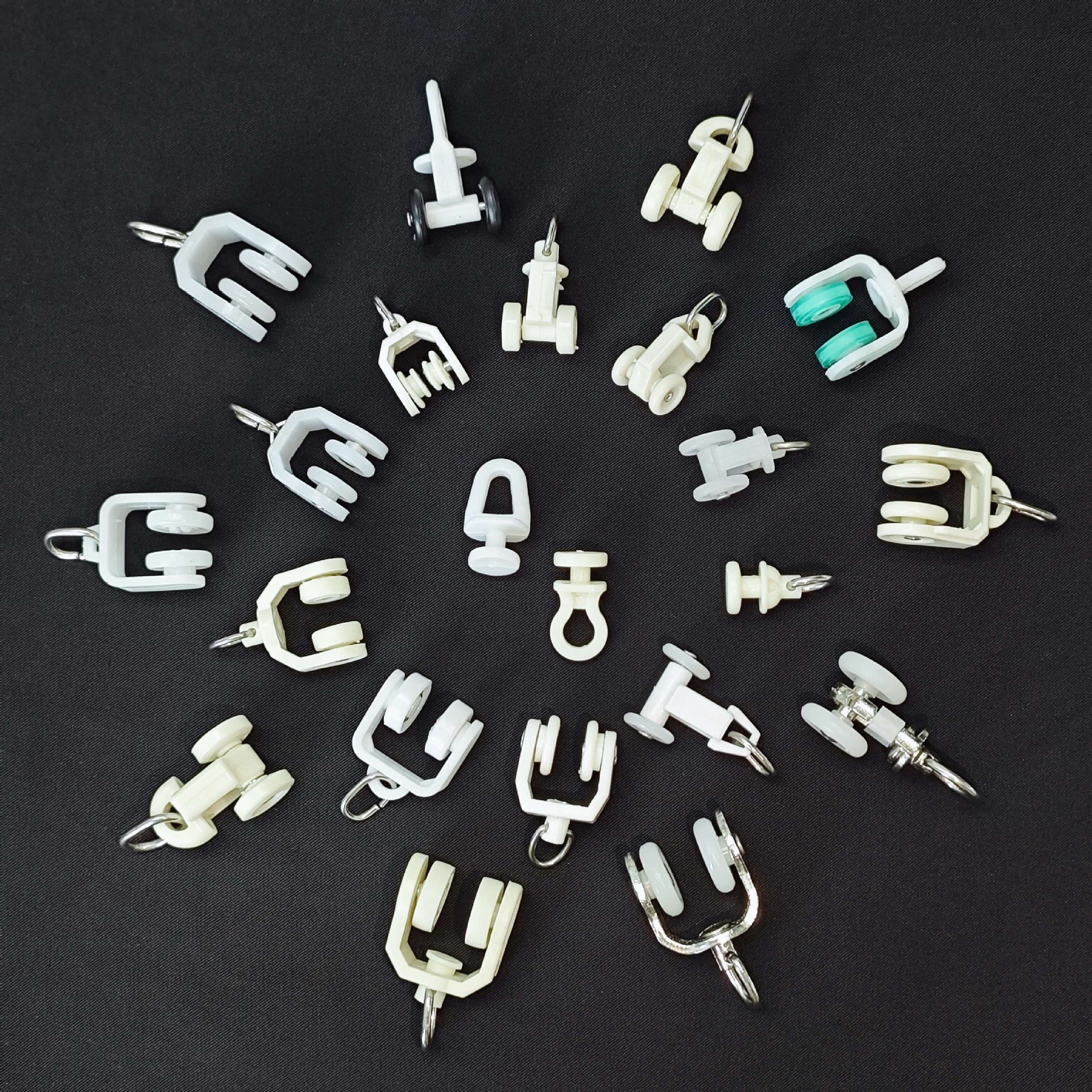 Old-fashioned curtain track pulley accessories accessories roller straight curved rail guide rail hook sliding rail roller skating wheel buckle