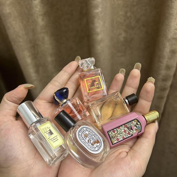 Vietnam Q Version Big-Name Perfume Sample High Version Cross-Border Export Live Broadcast Popular Coco Meets True Self Reversal