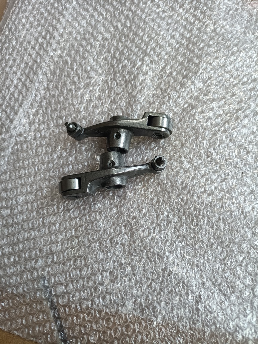 Motorcycle WY125 CB125 roller rocker arm camshaft EH150 HJ150 motorcycle camshaft rocker arm