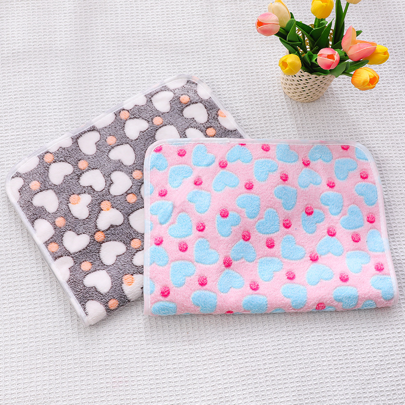 Pet blanket dog double-sided velvet blanket autumn and winter quilt warm blanket dog kennel mat cross-border pet supplies wholesale