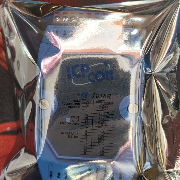 Модуль аналогового ввода Hengge I-7018R