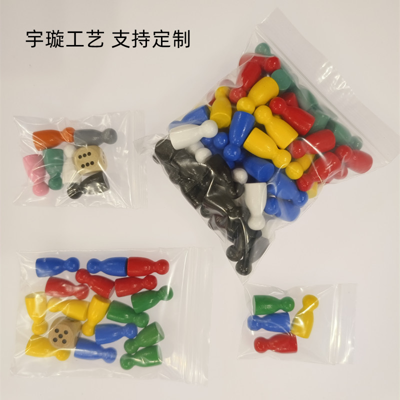 Spot wooden humanoid chess pieces checkers flying chess pieces board game accessories wooden game supplies children's toys