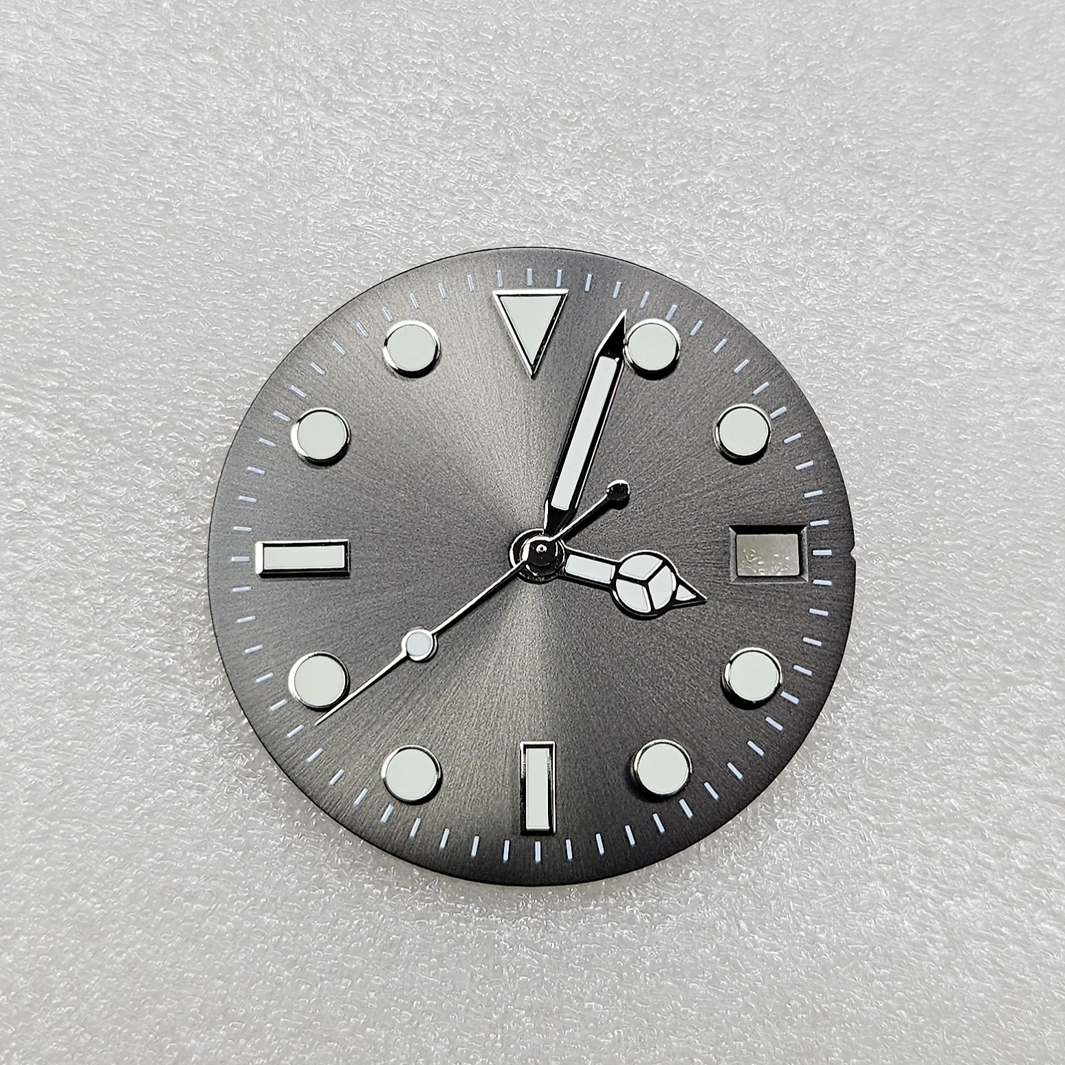 Watch Accessories No Mark 28.5mm Dial Sun Pattern Green Luminous Suitable for NH35,NH36,4R36 Movement