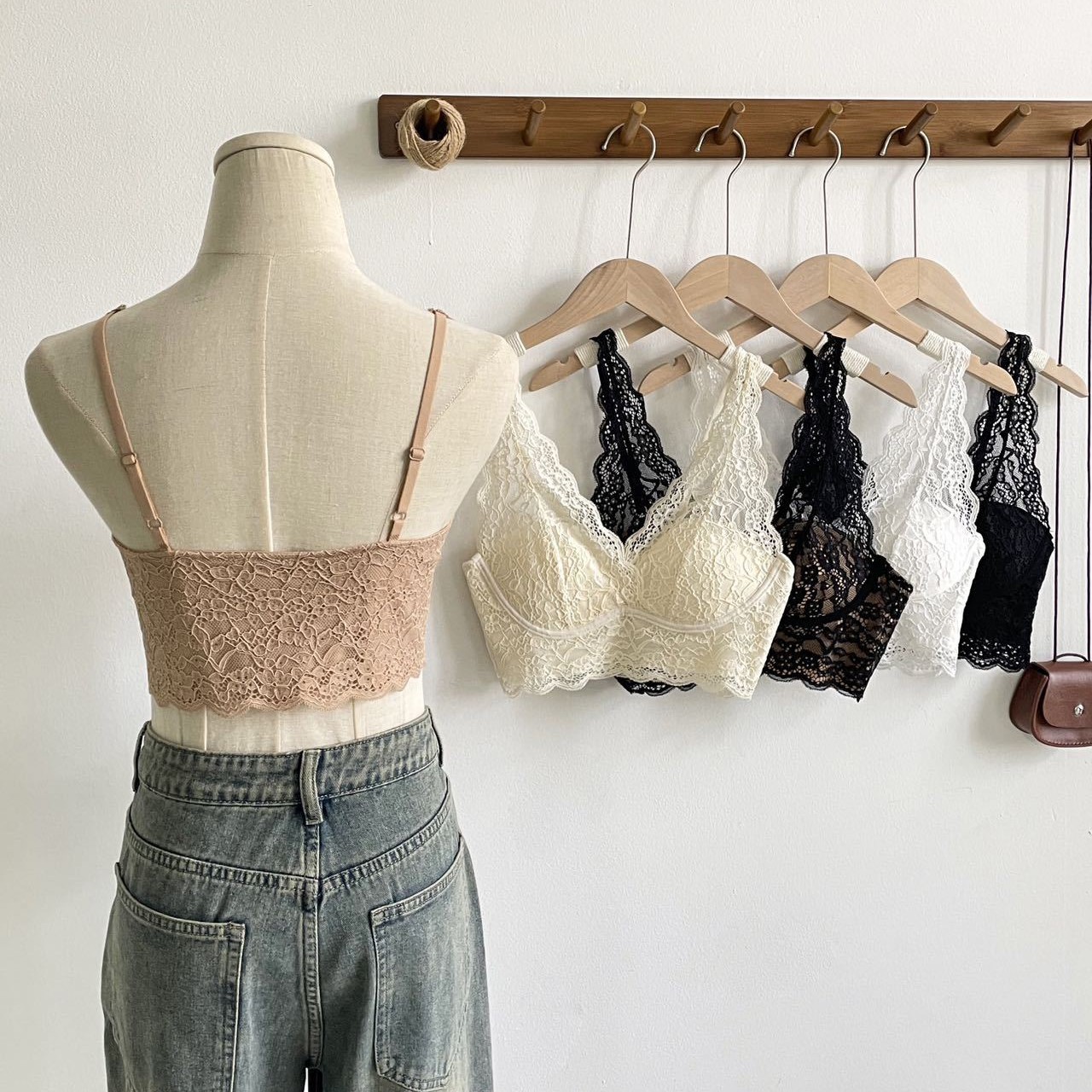 12338# Four Seasons New French Lace Underwear Women Gather Up and Collate Ass Sexy Inner Anti-slip Sling Beautiful Back