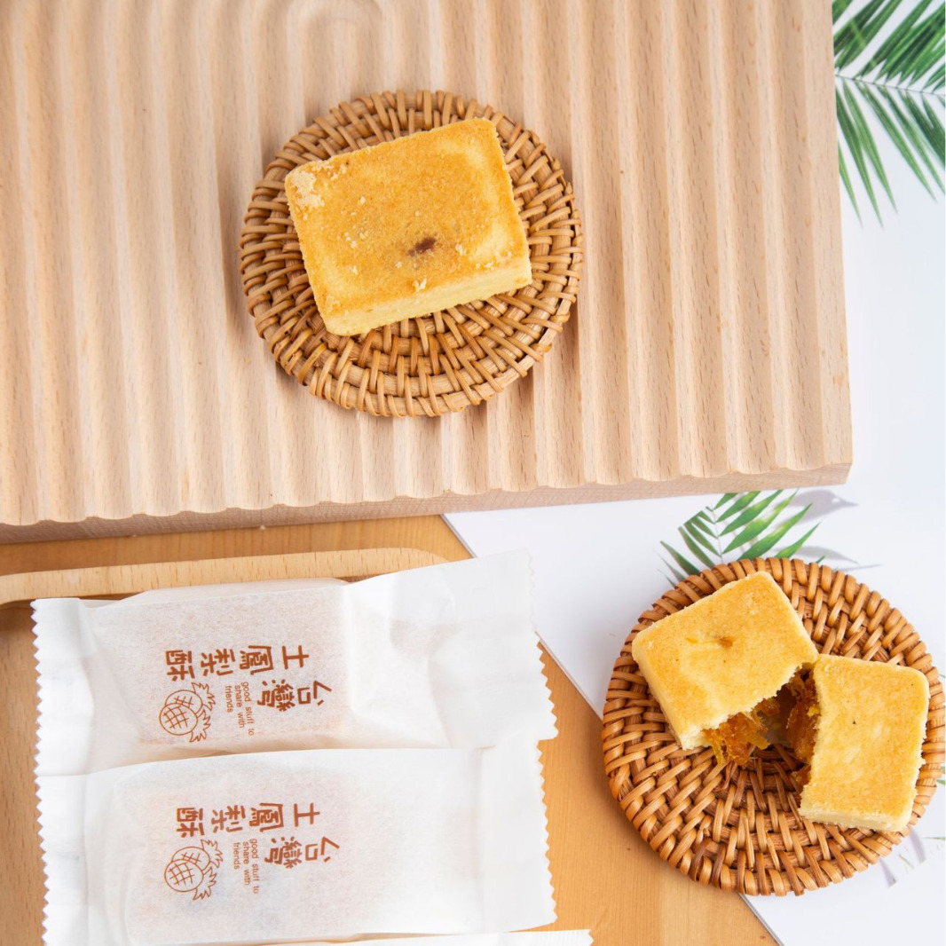Handmade pineapple cake 30g/factory direct supply