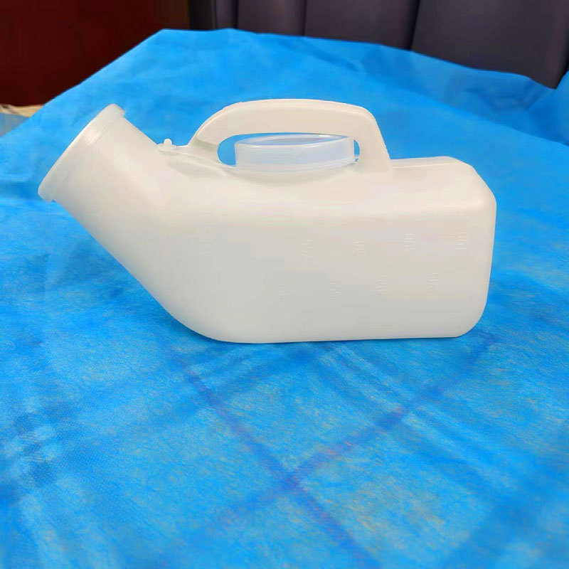 Men's urinal 1200ml nursing urinal household anti-scratch hospital supplies portable sealing cover