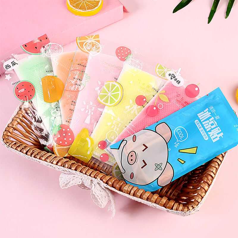 Ice paste for cooling and heat-relieving paste for military training and heat-relieving paste for students refreshing and refreshing mobile phone heat-relieving artifact cool paste