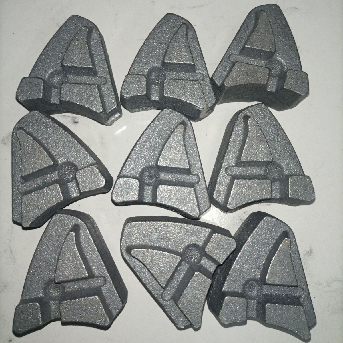 Huizhou Sand Turning Factory Specializes in Production of Ultrasonic Cast Aluminum Parts Ultrasonic Light Machine Cast Iron Accessories