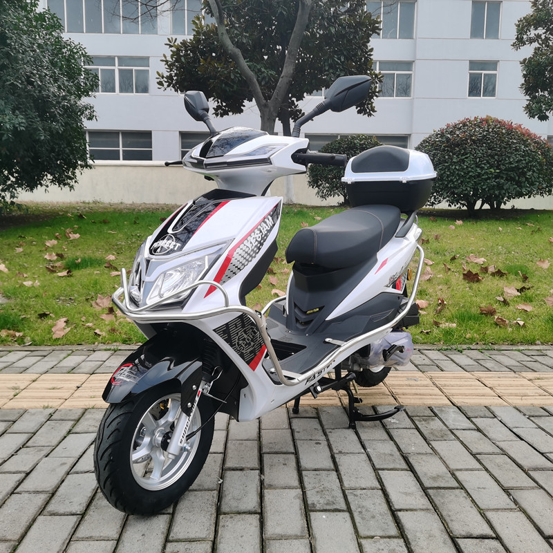 Foreign Trade Export Brand New Bajian 150Cc Scooter for Commuting, Two-Wheeled Motorcycle, Large Scooter, Economical Speed