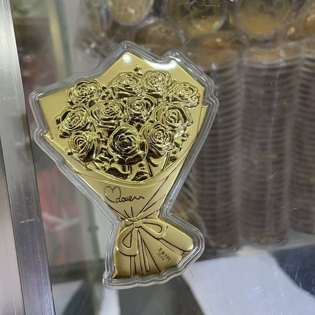 Gold Foil Pure Gold 999 Large Bouquet with Gold Rose Ornaments Valentine's Day Birthday Gift Live Streaming Model