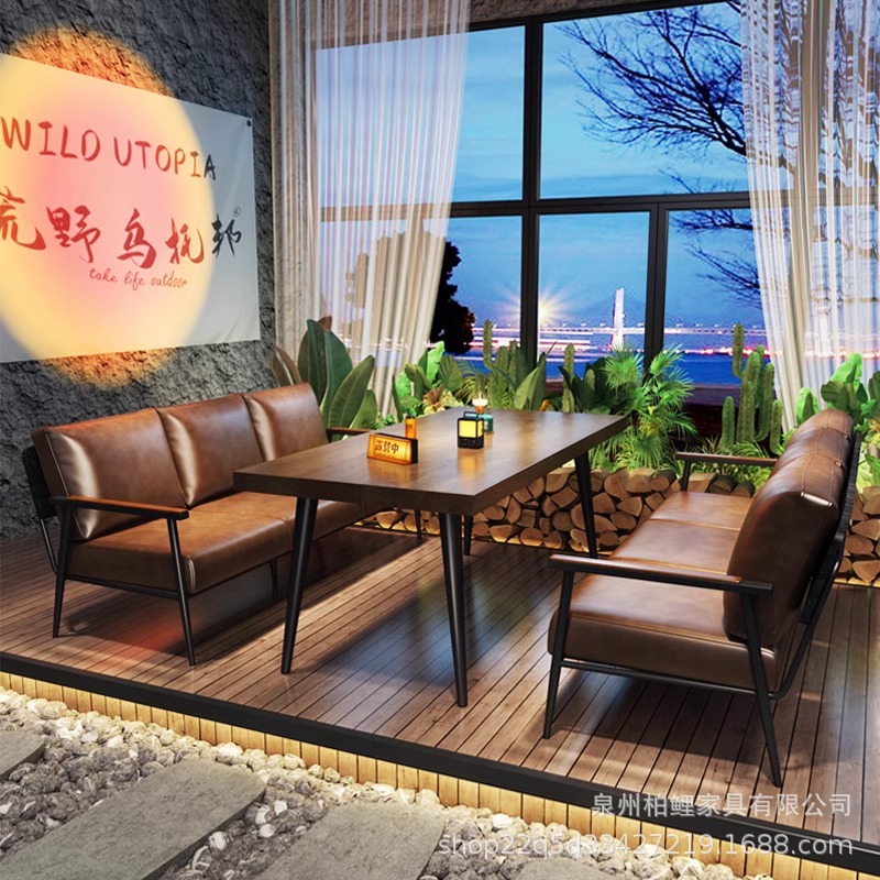 Trendy Camping-Style Bar Booth Sofa Barbecue Restaurant Coffee Shop Themed Restaurant Dining Bar Bistro Bar Table and Chairs