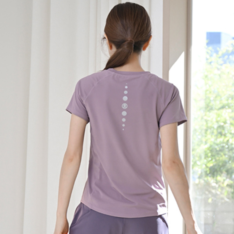 Yoga clothing Sports women's single long sleeve professional running fashion New temperament high-end fitness suit wholesale