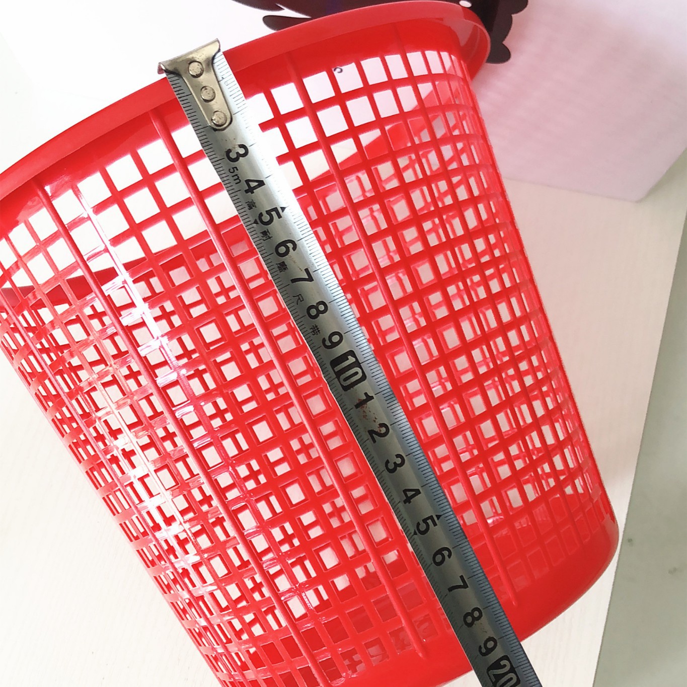 Trash Can, Wastebasket, Household Office Trash Can, Kitchen Trash Can, One Yuan and Two Yuan Store Supply