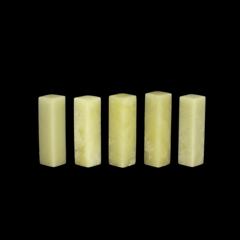 Qingtian Stone Seal 0.8*0.8*3 Stone Seal Material Seal Stone Original Stone Carving Seal Material