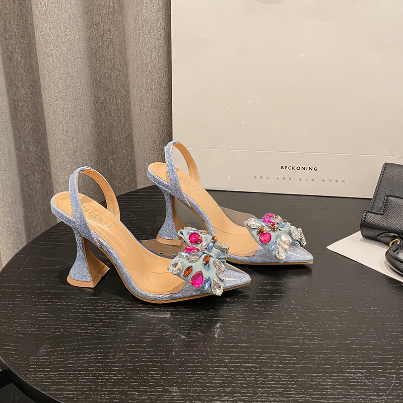 Новые весенние сандалии с острым носом и каблуком в виде бокала, с камнями