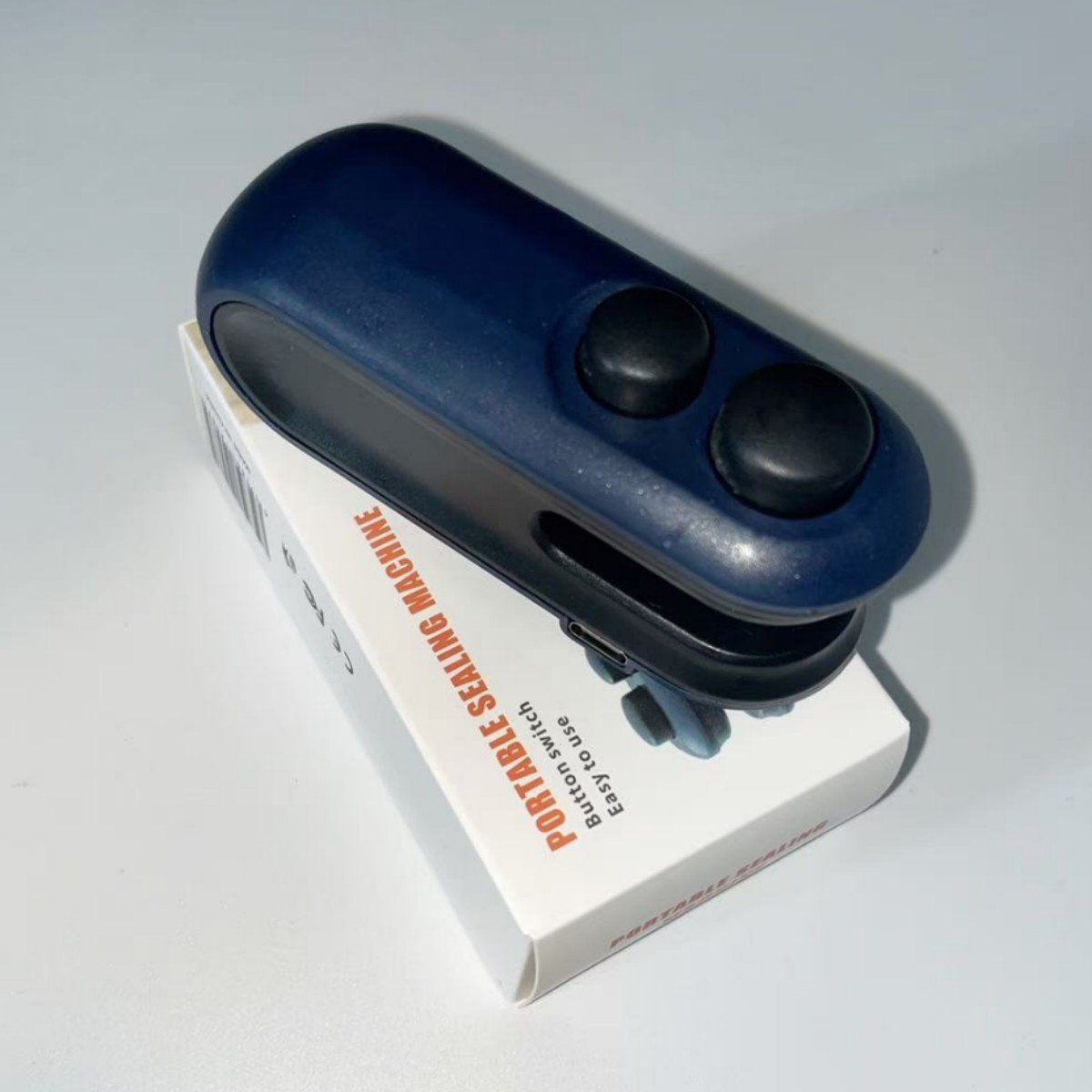 Cross-Border Mini Sealing Machine, Dual-Purpose Cutting and Sealing Buttons, Easy to Prevent Hand Injuries, Snack Preservation Sealing Machine, Factory Direct Sales