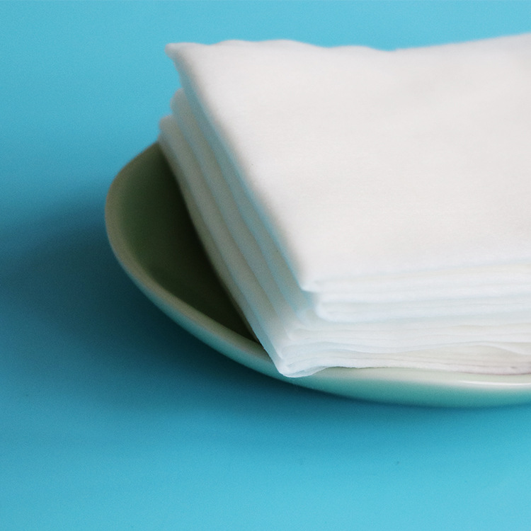 Прямые поставки спанлейс нетканой ткани, складной кусок, жаккардовая нетканая ткань, влажное полотенце 20*20 см