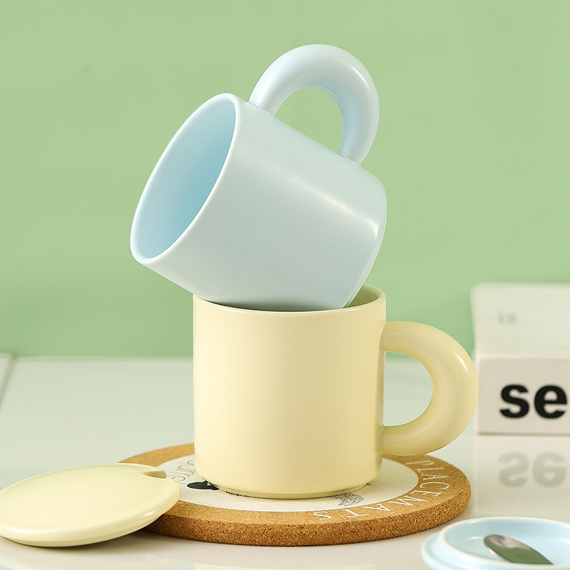 Christmas gift ceramic cup suit milk cup with lid and spoon mug can make pattern coffee cup gift