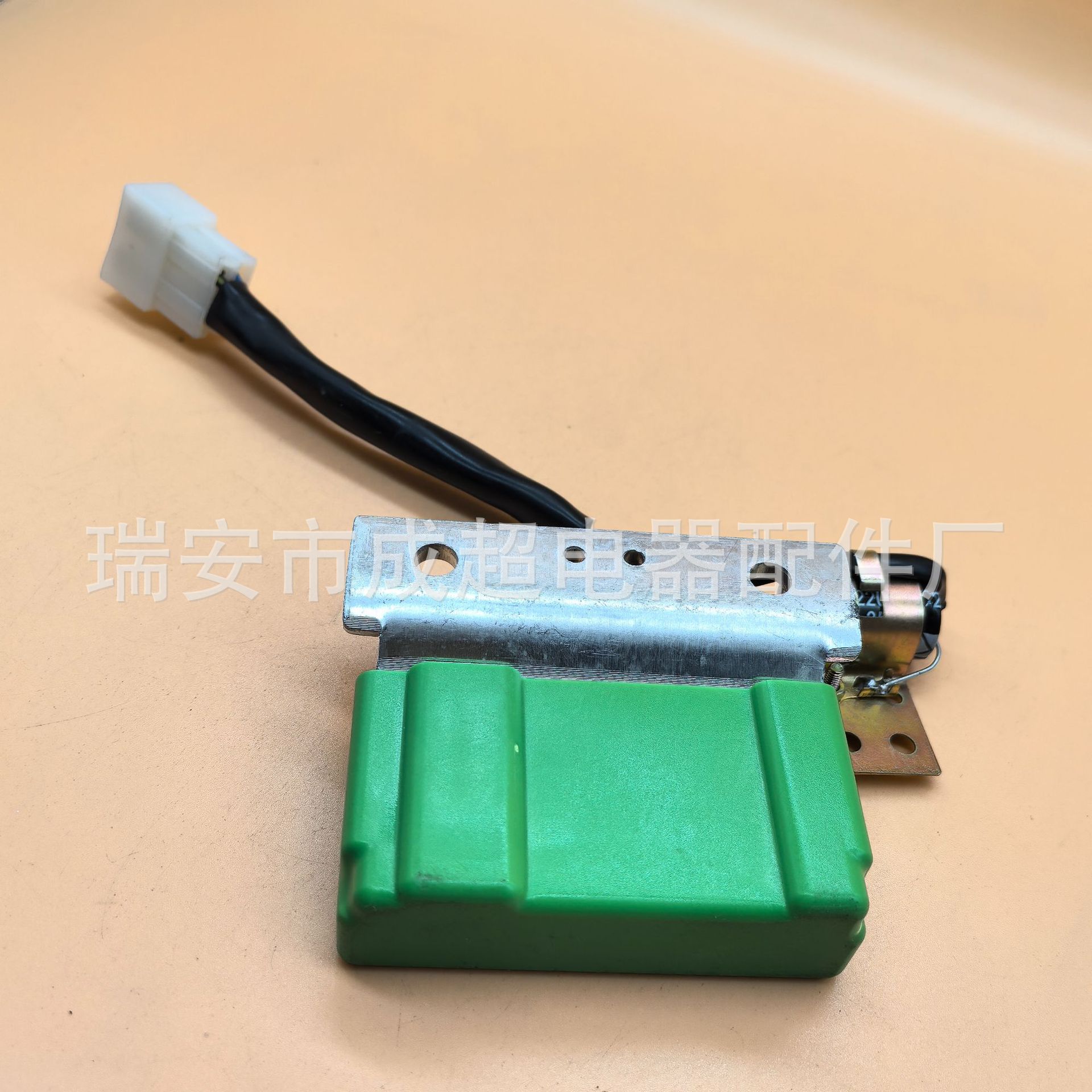 Motorcycle accessories motorcycle rectifier for BAJAJ Pulsar135 green housing voltage stabilizer