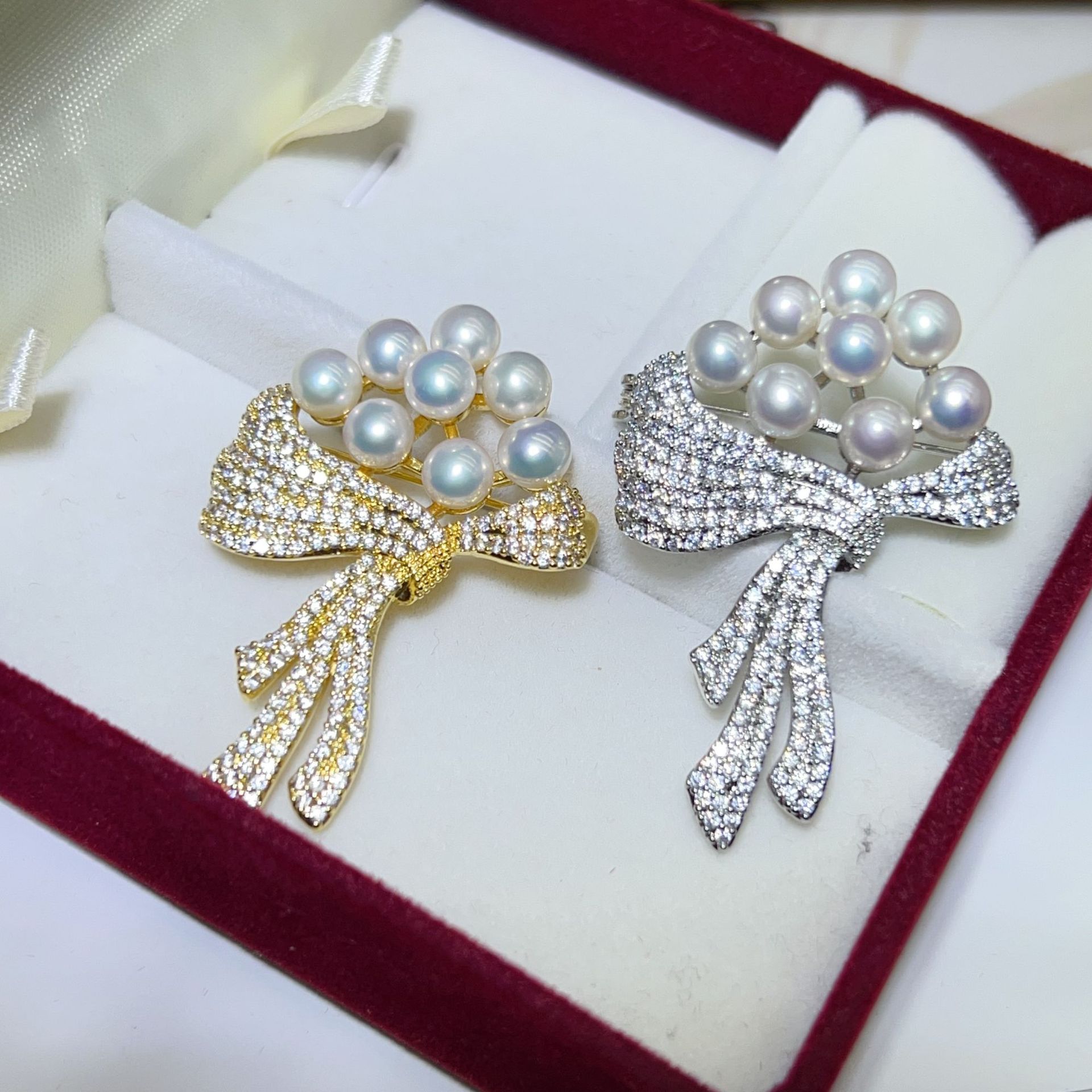 Zhuji Pearl Fashion High-end Brooch Female Zircon Silk Towel Buckle Anti-light Buckle Natural Freshwater Pearl Corsage Pin
